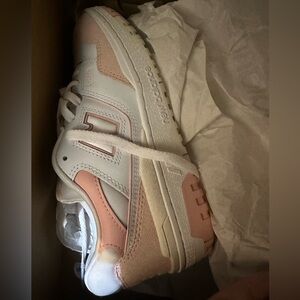 New Balance 550 White and Light Pink Sneakers